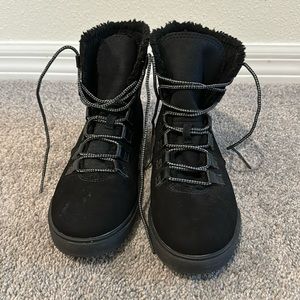 Timberland black boots